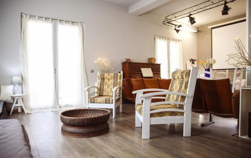 Albinia Apartment | La Casa dell'Artista - 3' dal mare