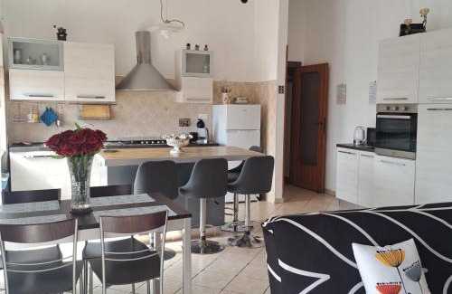 Frattocchie Apartment | La Casa di Ale 2 - luminoso e ampio appartamento vicino Roma con 2 camere da letto