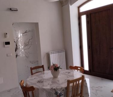 Mola di Bari Apartment | La Casa di Charlie