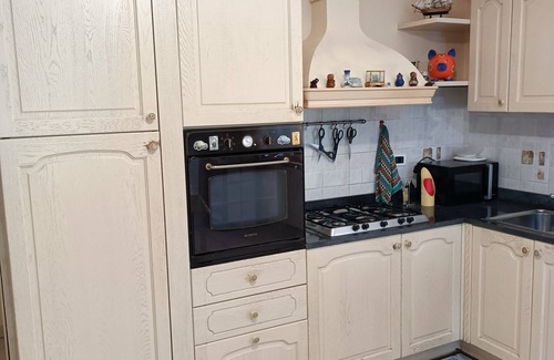 Lazzeretto Apartment | La Casa di Fiorella È Un'accogliente Bilocale di 60 mq Nella Campagna Toscana