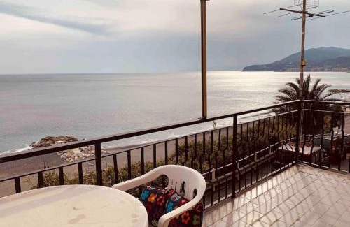 Cogoleto Apartment | La Casa di Frank