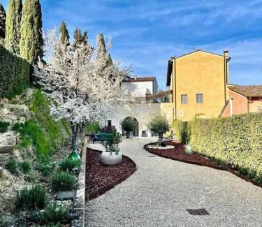 Tavarnelle Val di Pesa Apartment | La Casa di Nada Suite