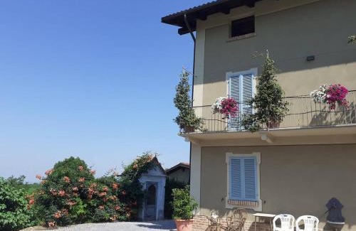 La Morra Apartment | La Casa di Roby-1 appartamento la morra con piscina