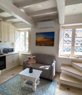 Camaiore House | - La Casa di Rosi- Versilia & Free Parking-