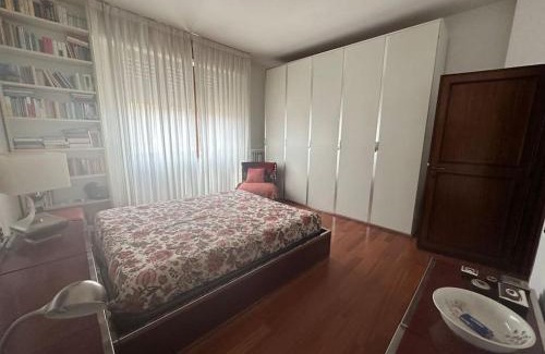 Sesto Fiorentino Apartment | La Casa di Sandra 6km da Firenze