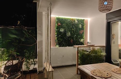 La Saline Les Bains Apartment | La Casa Edelia