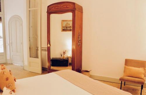 L'Antiga Esquerra de l'Eixample Bed & Breakfast | La Casa Gran B&B
