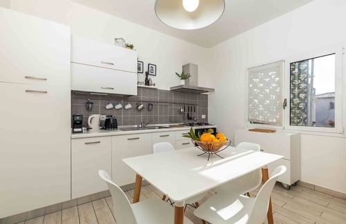 Santa Maria Navarrese Apartment | La Casa di Emma