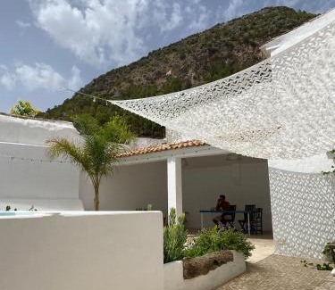 Algodonales House | La Casa Móvil. Casa de Artistas
