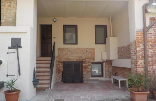 Pollenzo House | La casa nell'Anfiteatro