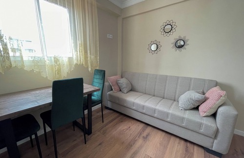 Poligono Alameda Apartment | La Casa Nona