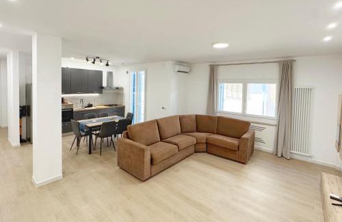 Mola di Bari Apartment | La casa sul porticciolo