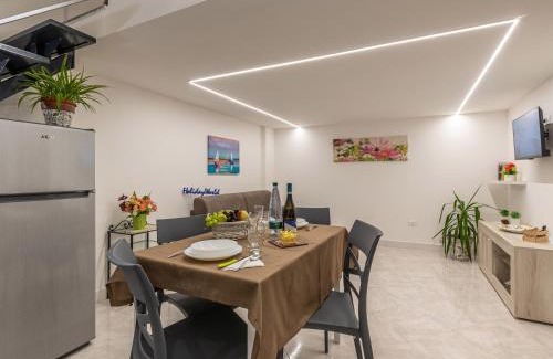 Villabate Apartment | La Casetta di Mari by Holiday World
