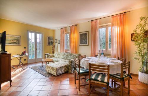 Albenga Apartment | La Casetta Sull'Albero 900m from the sea - Happy Rentals