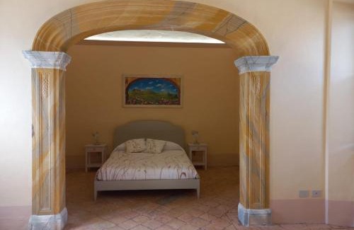 Sarteano Apartment | La casetta sull'arco