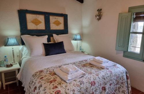 Santa Pau Ski Chalet | La Casita -Adults 0nly-