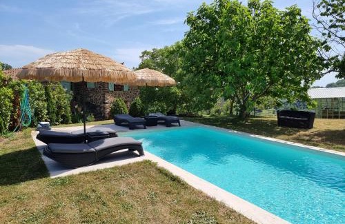 Santa Pau Ski Chalet | La Casita -Adults 0nly-