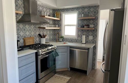 Hollywood Beach Cottage | La Casita Azul - Quaint, Artsy Cottage in Hollywood Beach - Short Walk to Sand!
