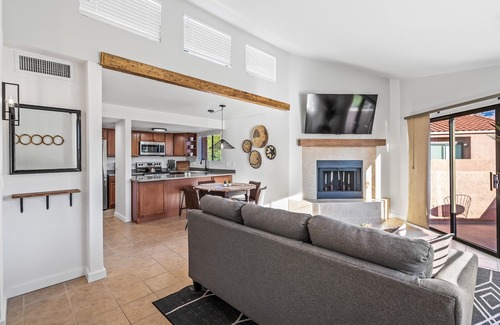 Tucson Condo | La Casita Bonita! Spa, pool, solitude - mins to Sabino Canyon