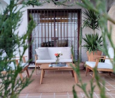 El Ronquillo House | La Casita de Celia