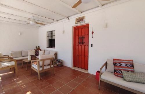 Tabernas House | La casita del desierto, cortijo para 7 personas con piscina privada