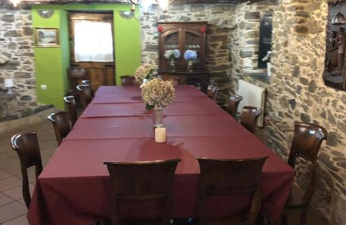 Oza-Cesuras House | La Casita do Soxal
