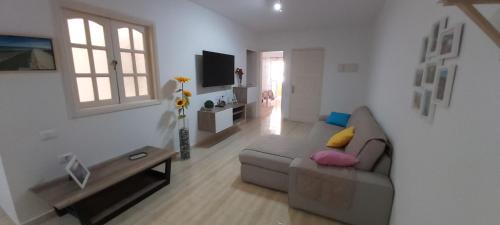 Vecindario House | LA CASITA VECINDARIO