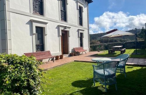 Soto Del Barco House | La Casona de Barganaz