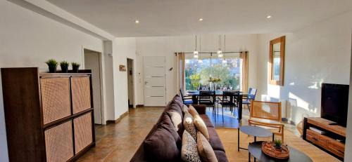 Sete Villa | LA CATALANE, Villa Contemporaine en Bord de Mer et Climatisée