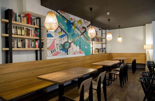 San Vicente House | La Central Sevilla