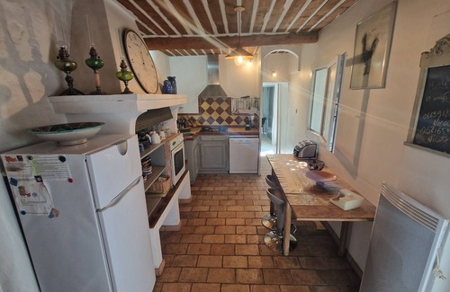 Grans House | La Chênaie, Mas Provençal 6 Personnes Avec Piscine
