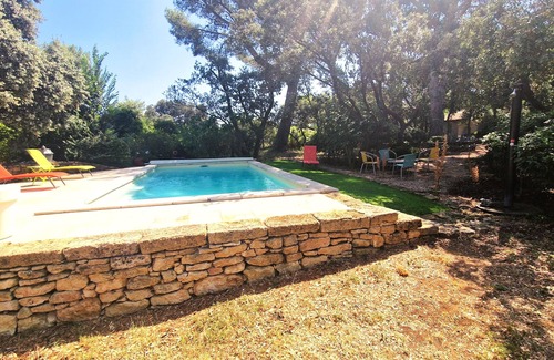 Grans House | La Chênaie, Mas Provençal 6 Personnes Avec Piscine