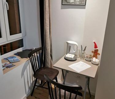 Ville Haute Bed & Breakfast | La chambre de pousse