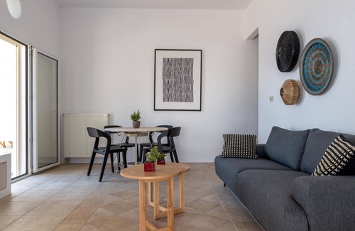 Tinos House | La Chapelle Est & Grand Suite in Tinos
