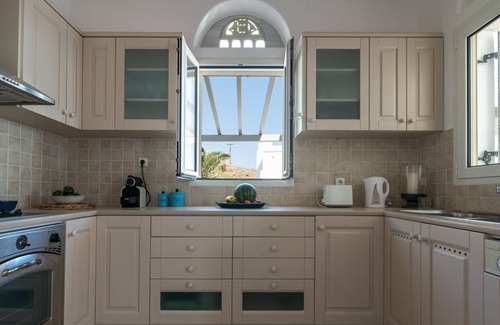 Tinos House | La Chapelle Est & Grand Suite in Tinos