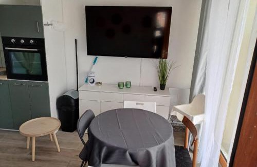 La Chaume Apartment | La chaumière en bord de mer