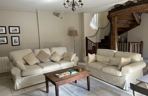 Semur-en-Auxois House | La Chouette