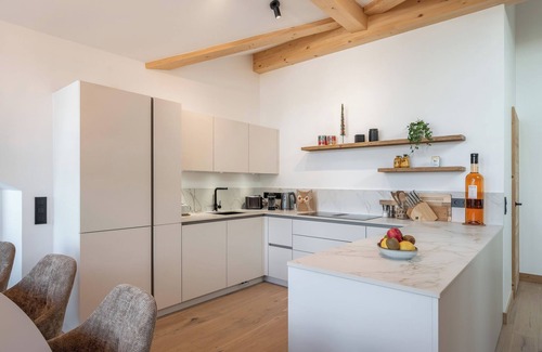 Le Bettaix Apartment | La Chouette - Modern Apartment in Les Belleville