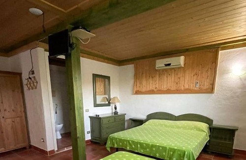 Sarzana House | La Collina Bungalow