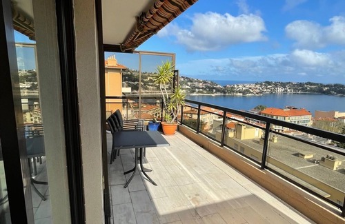 Villefranche-sur-Mer Apartment | 'La Colline' Panoramic 2 bed Apartment. Large Terrace, Sea Views, Pool/Parking