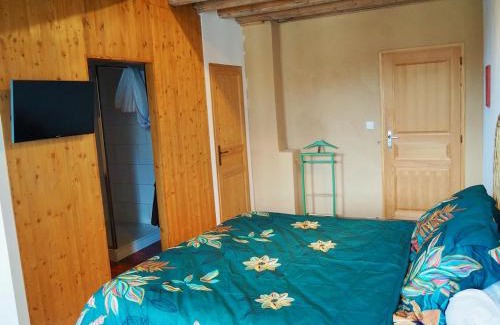 Collonges House | La Colonie d'Antan
