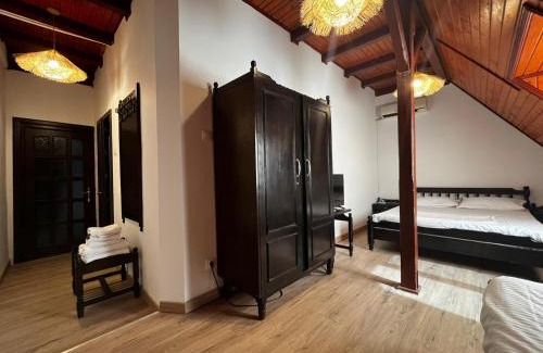 Nufaru House | La Conac