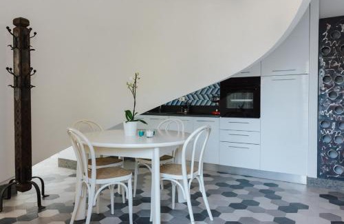 Pioppi Apartment | La Concha Suites