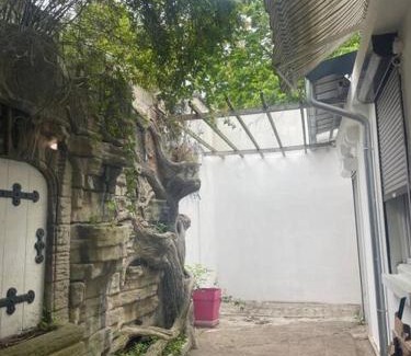 Sainte-Anne - Faubourg Noyon Apartment | La ContrEscarpe - 4 couchages - Cour PRiVÉE - Secteur GARE CENTRE