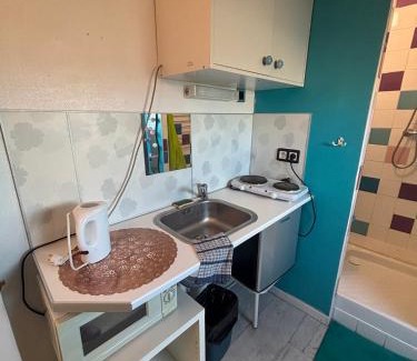 Sainte-Anne - Faubourg Noyon Apartment | La ContrEscarpe - Studios fonctionnels - Secteur GARE CENTRE