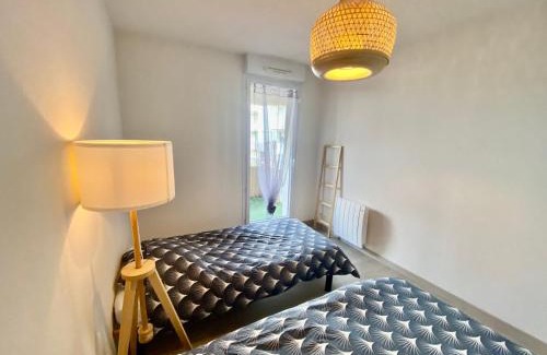 Poitiers Apartment | La Coquille: bright, cozy, 3 min from Parc Expo