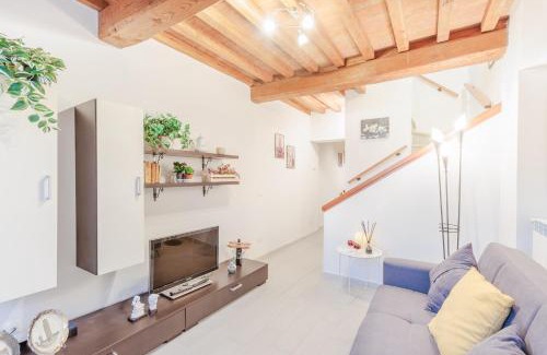 Vicopisano House | La Corte