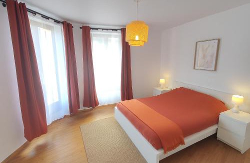 Crecy-en-Brie Apartment | La Crécynade - near Disneyland and Parrot World
