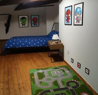 Crecy-en-Brie Apartment | La Crécynade - near Disneyland and Parrot World
