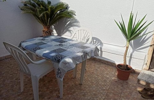 Algeria House | La crique